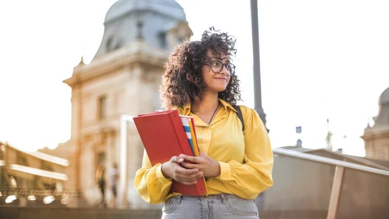 How to Demonstrate Leadership in Your MBA Application